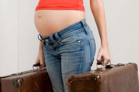 viajar-embarazada-maletas